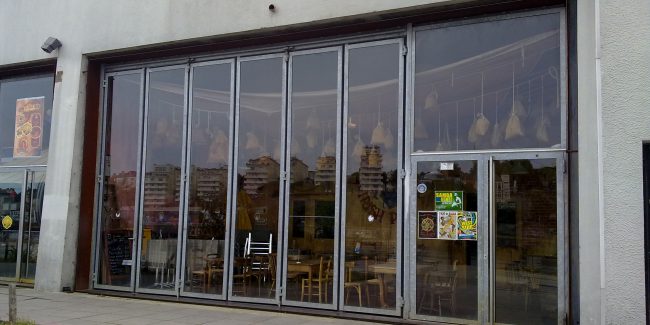 08A FALTTORE Porte repliable industrielle Hangar aux bananes Ile de Nantes 3